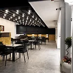 Elite Hotel 3*