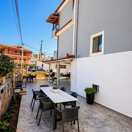Elite Hotel 3*